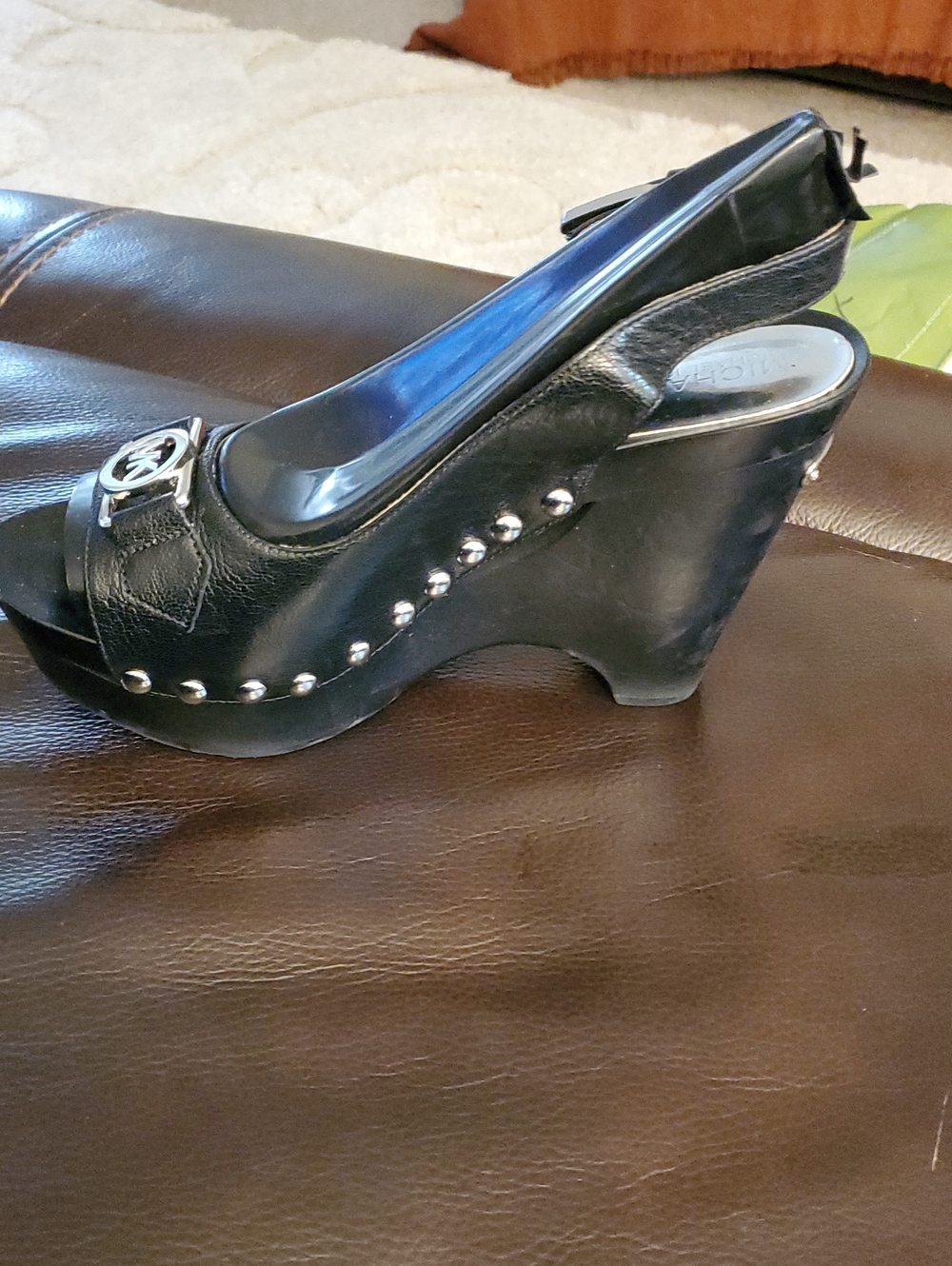 Michael Kors Open Toe Platform Studded Slingback Wedge Sandals Charm Logo Sz 7.5
